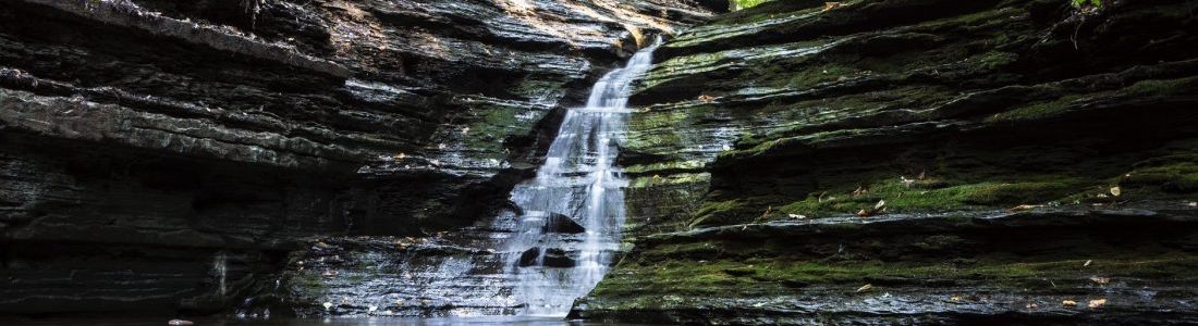 hiking trails in gatlinburg tn with waterfalls - Banner 2